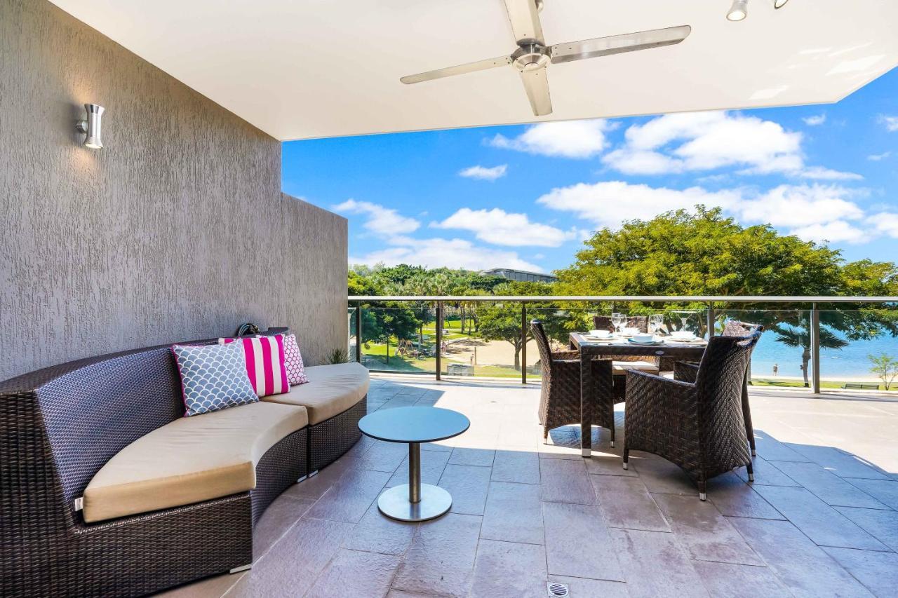 Darwin Waterfront Luxury Suites מראה חיצוני תמונה