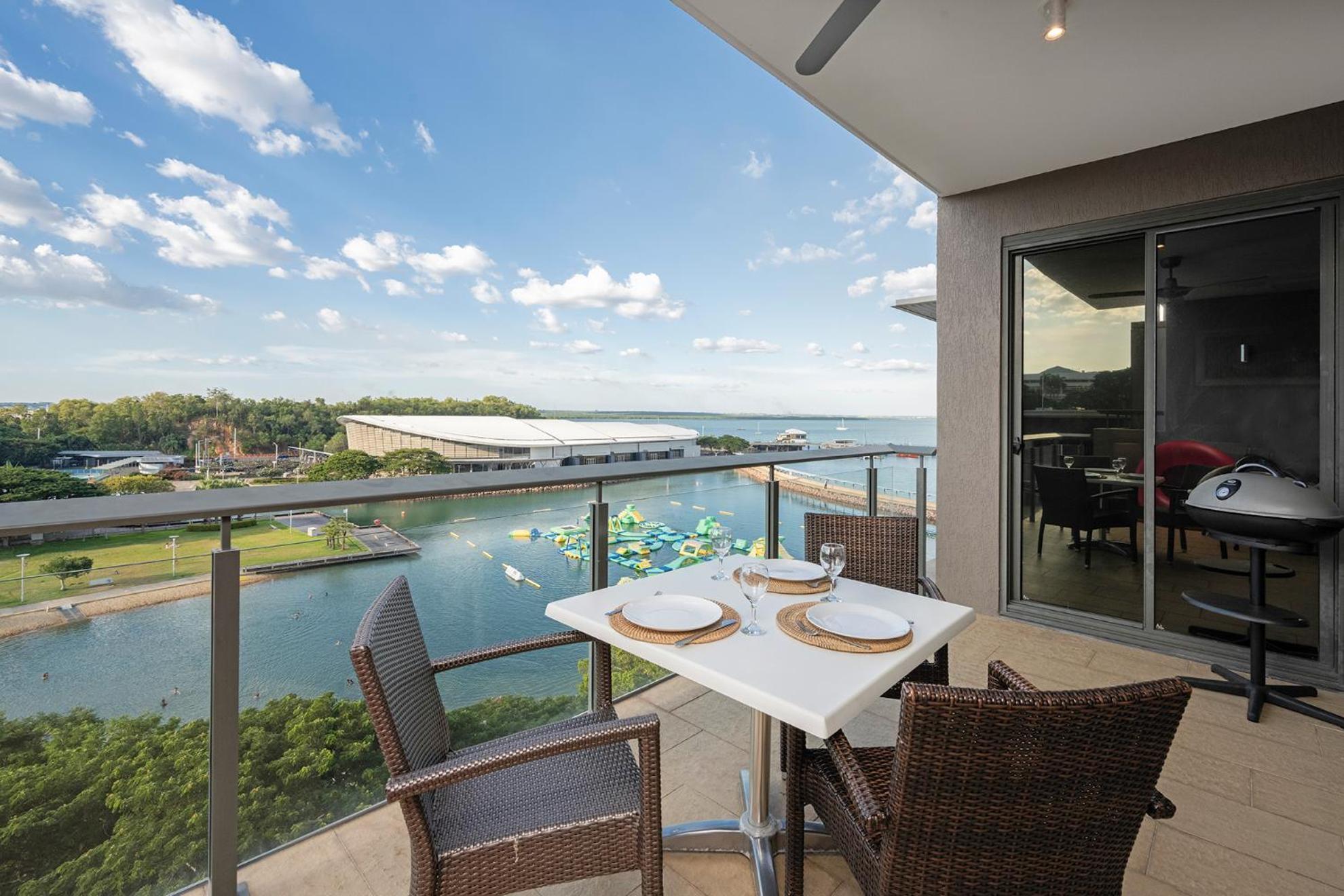 Darwin Waterfront Luxury Suites מראה חיצוני תמונה